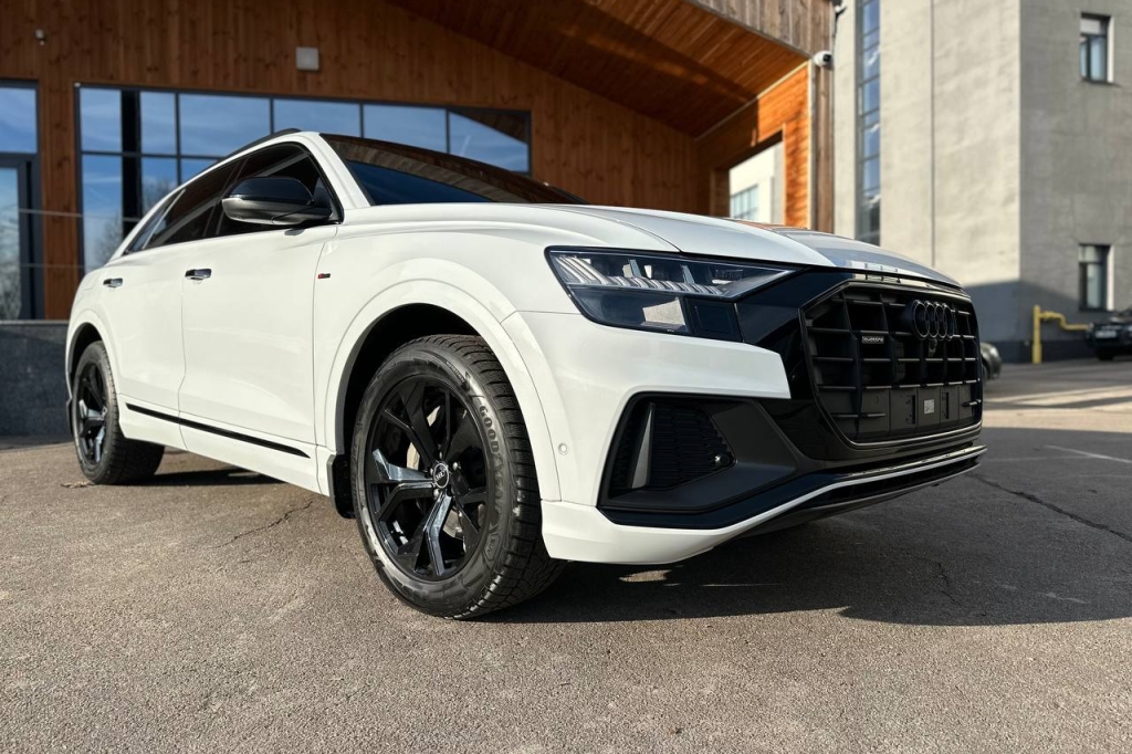 Audi Q8 50 TDI 2021 photo 2