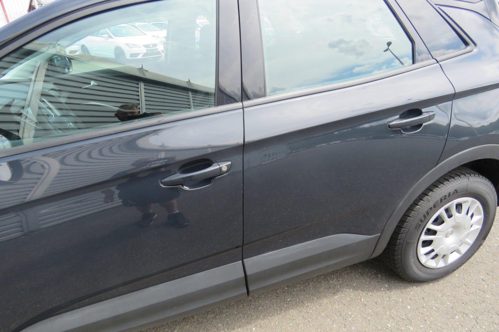 Opel Grandland X 2019 photo 12