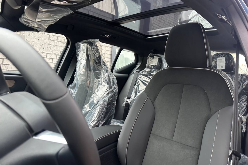 Volvo XC40 Recharge P8 Electric 78 kWh 2023 photo 11