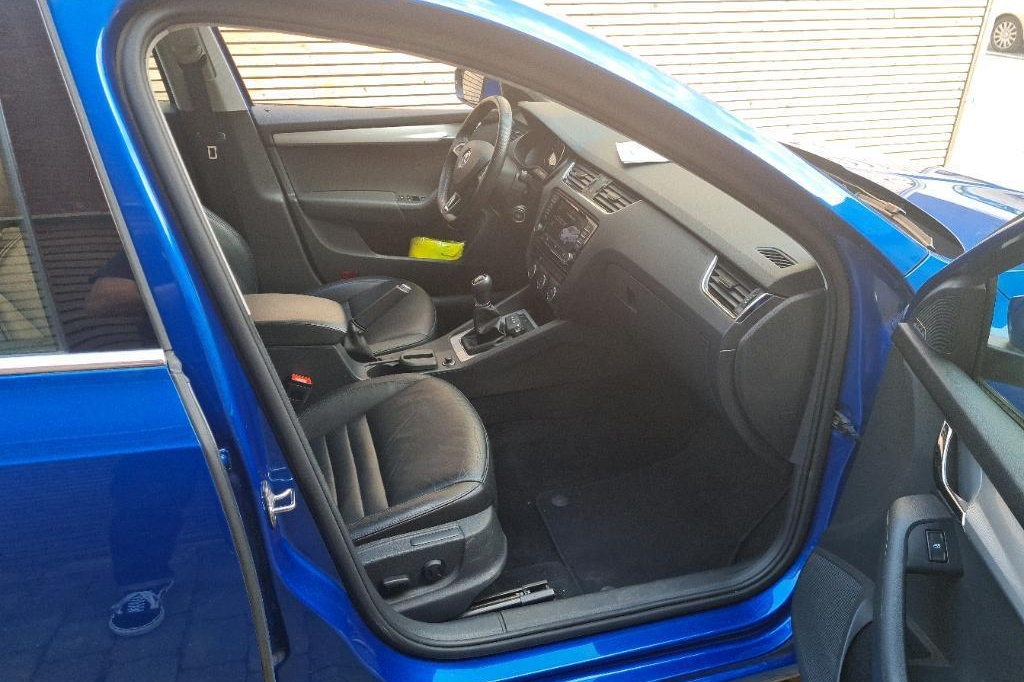 Skoda Octavia Combi 2016 photo 3