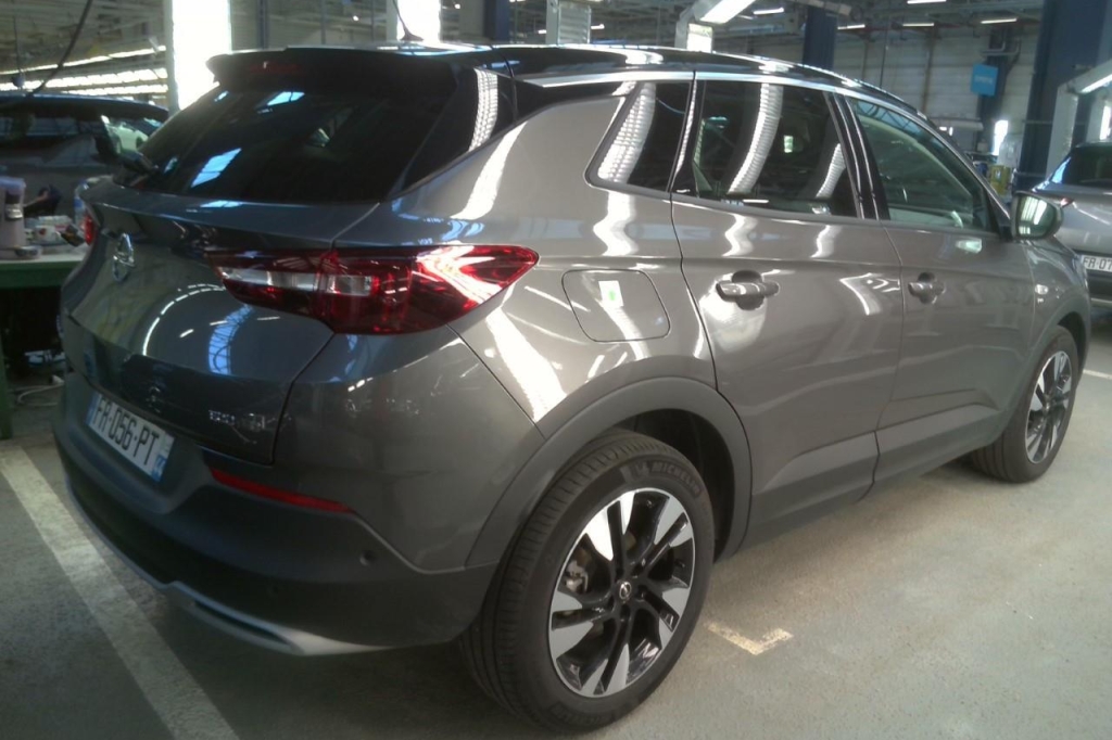 Opel Grandland X 2020 фото 6
