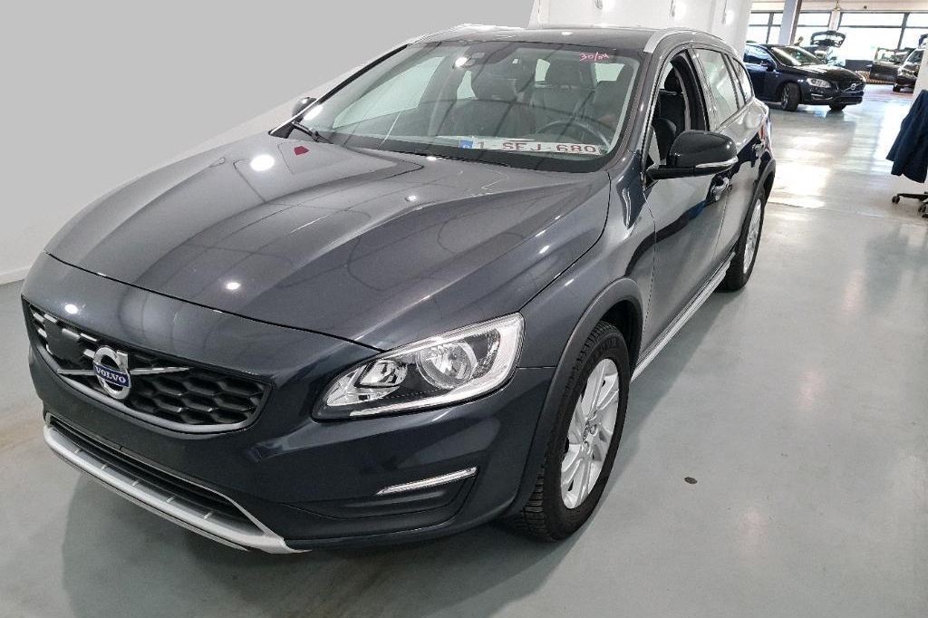 Volvo V60 Cross Country 2017 photo 4