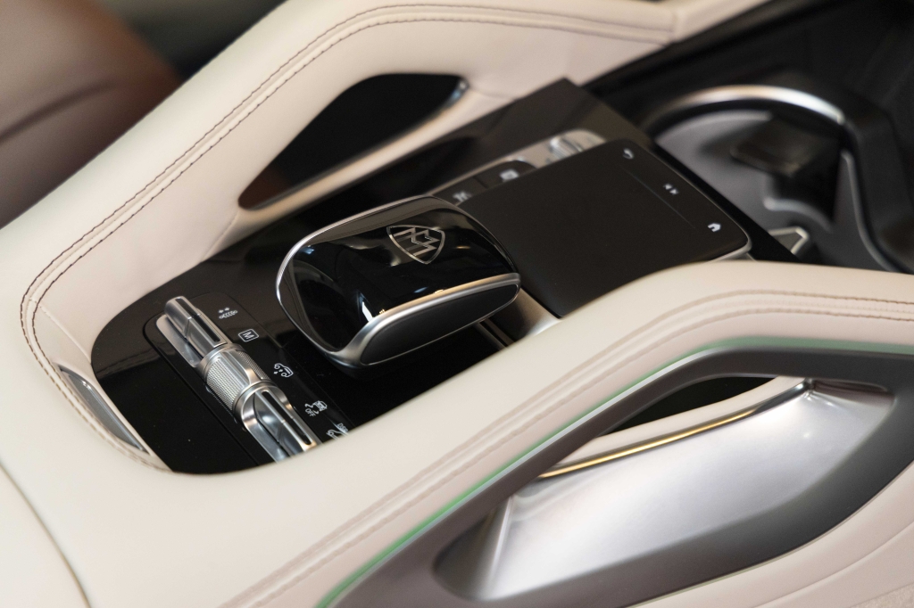 Mercedes-Benz Maybach GLS 600 2022 photo 56