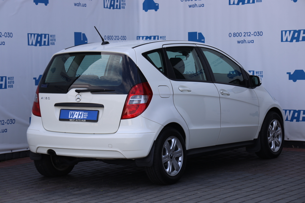 Mercedes-Benz A-Class A180 W169 2011 photo 8