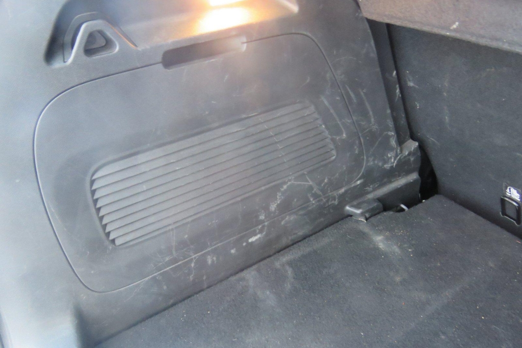 Opel Crossland X 2020 photo 28