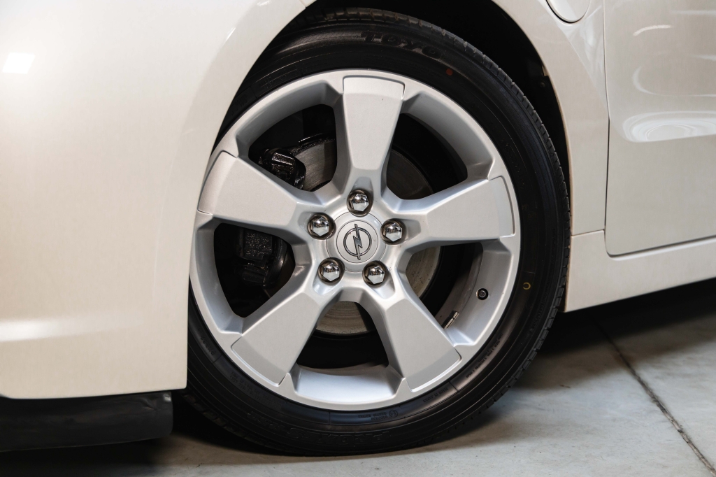 Opel Ampera 2011 фото 2