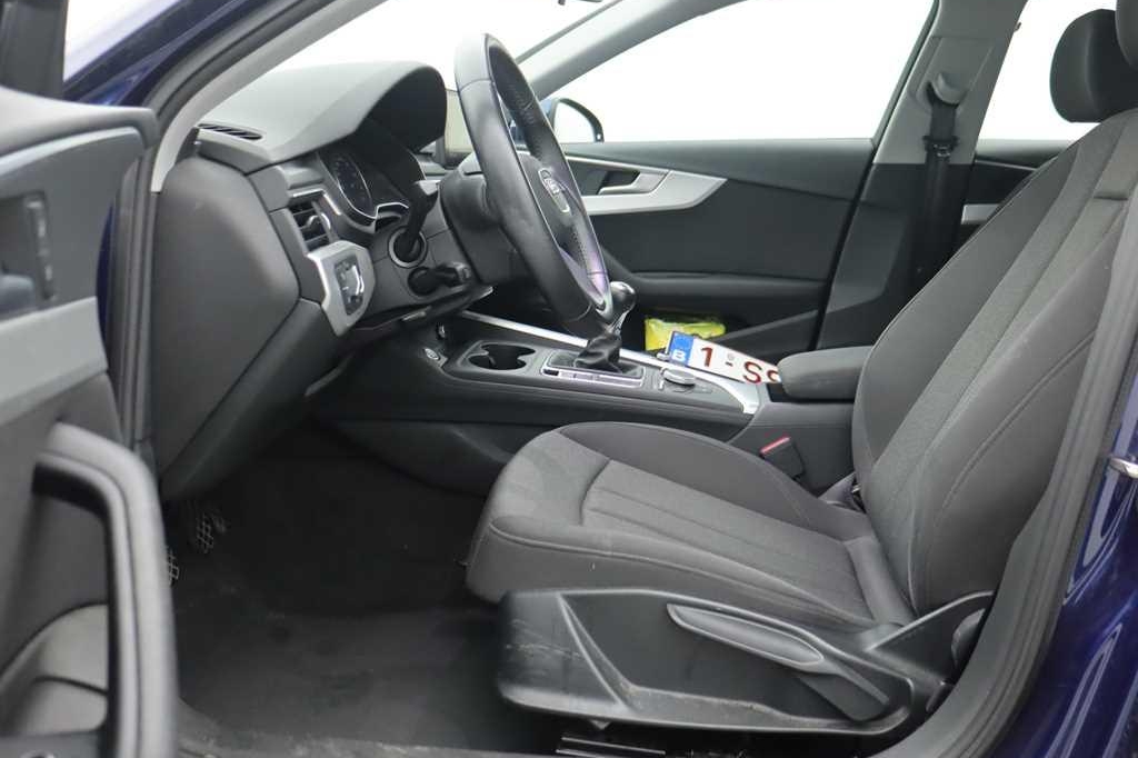 Audi A4 2017 photo 4