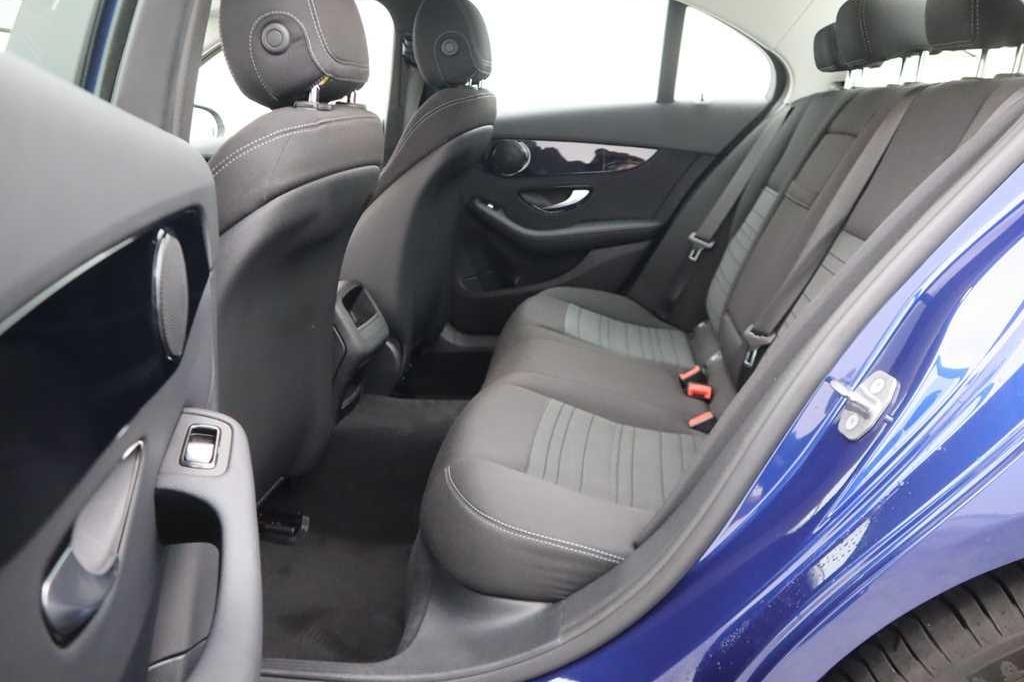 Mercedes-Benz C-Klasse 2018 photo 2