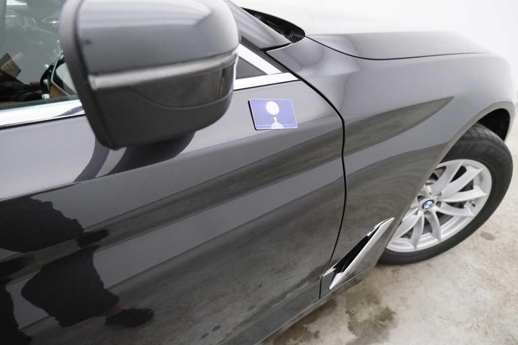 BMW 5 Series 2017 фото 12