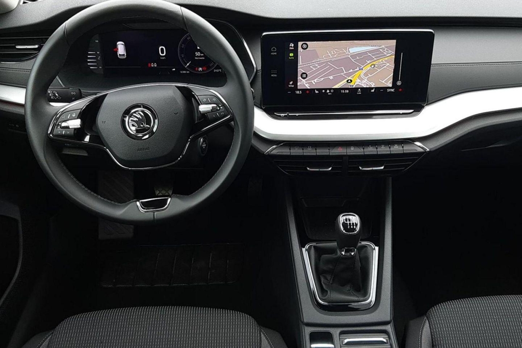 Skoda Octavia Combi 2020 photo 3