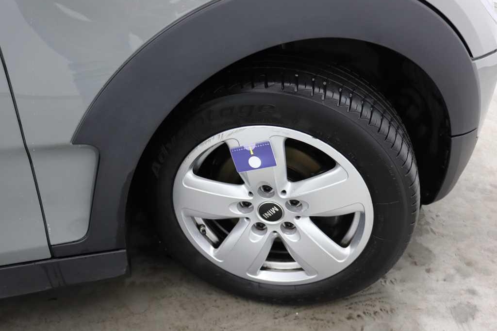 MINI Clubman 2016 фото 7