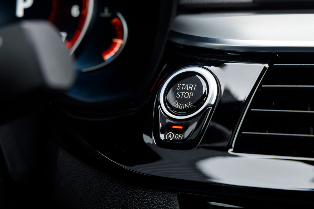 BMW 540 i xDrive 2017 фото 23