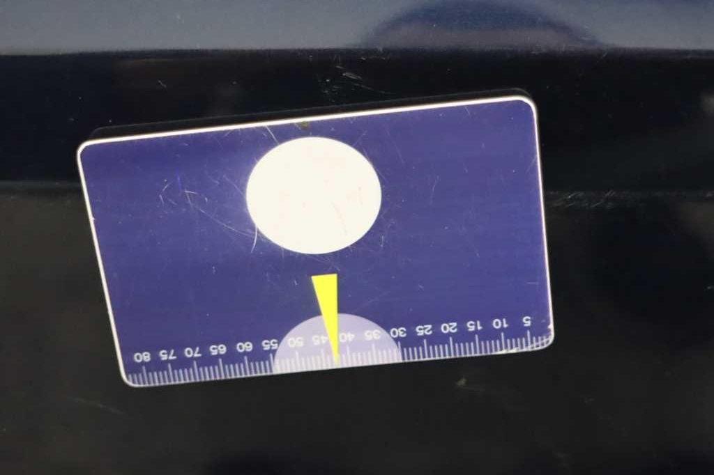 Jaguar XE 2017 фото 10