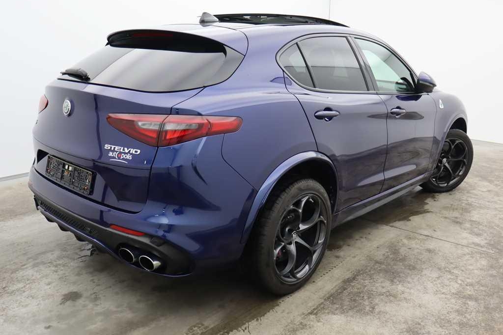 Alfa Romeo Stelvio 2018 фото 4
