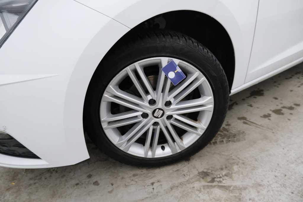 SEAT Leon 2017 фото 31