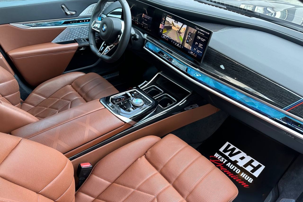 BMW 740 2023 photo 16