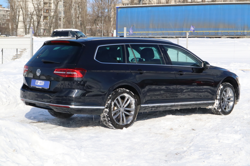 Volkswagen Passat B8 Highline photo 3