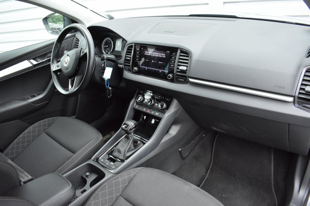 Skoda Karoq 2019 фото 5