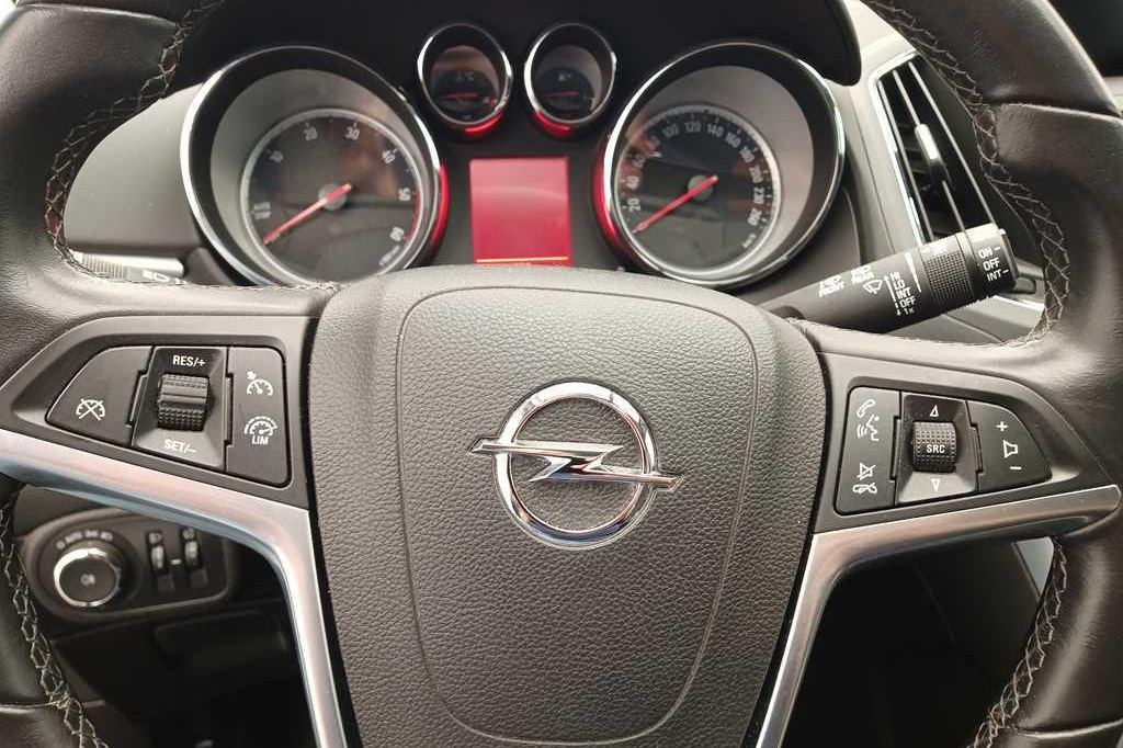 Opel Zafira Tourer 2016 photo 57