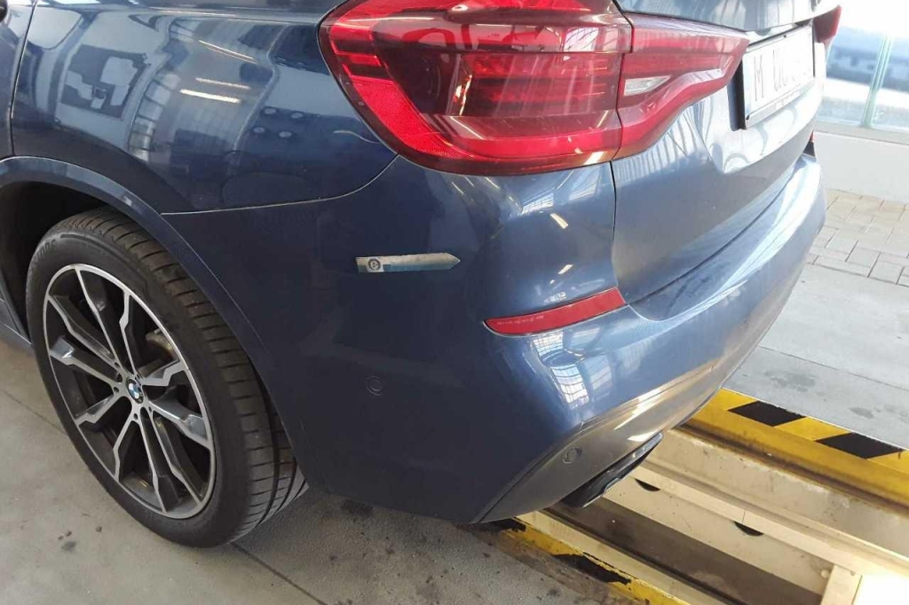 BMW X3 2018 фото 12
