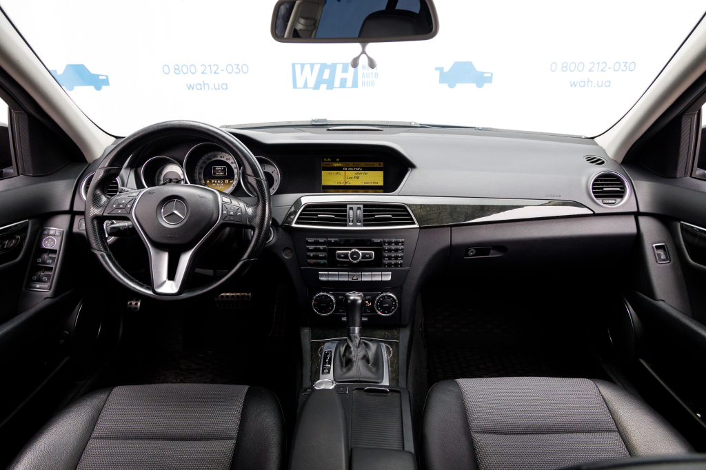 Mercedes-Benz C 250 AMG-Line 2011 photo 25