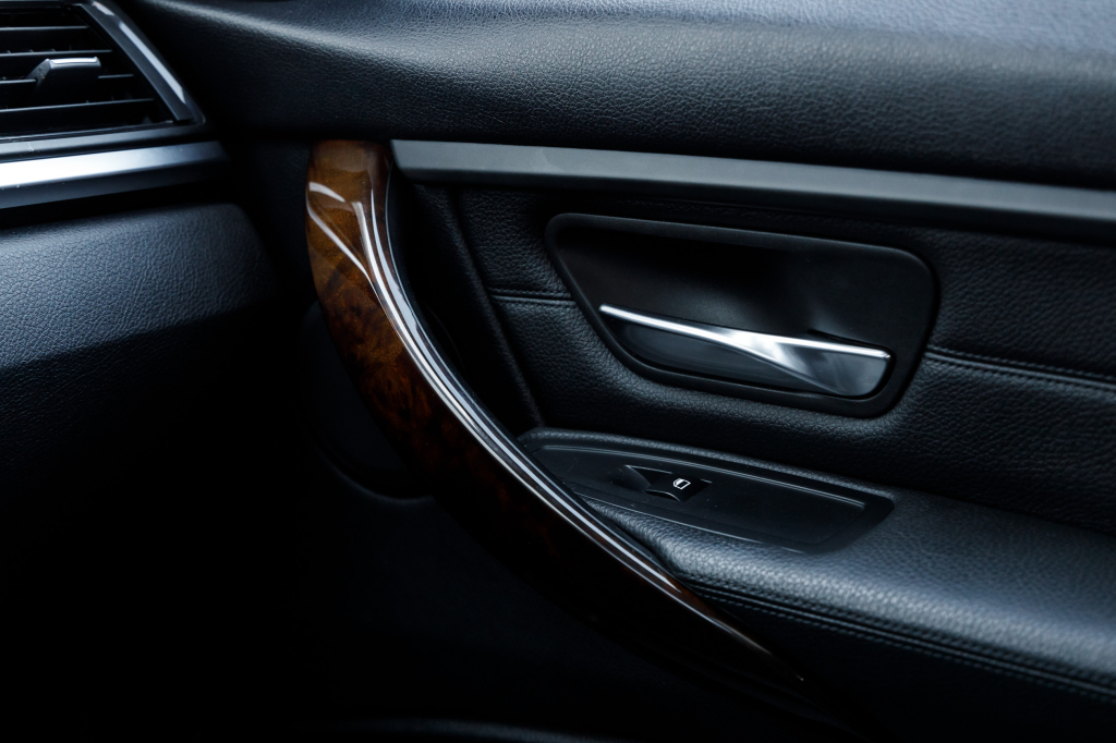 BMW 328 xDrive 2014 фото 22