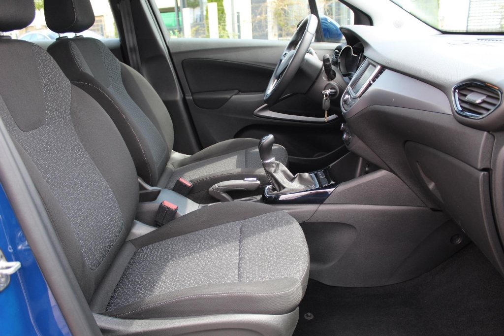 Opel Crossland X 2019 фото 5