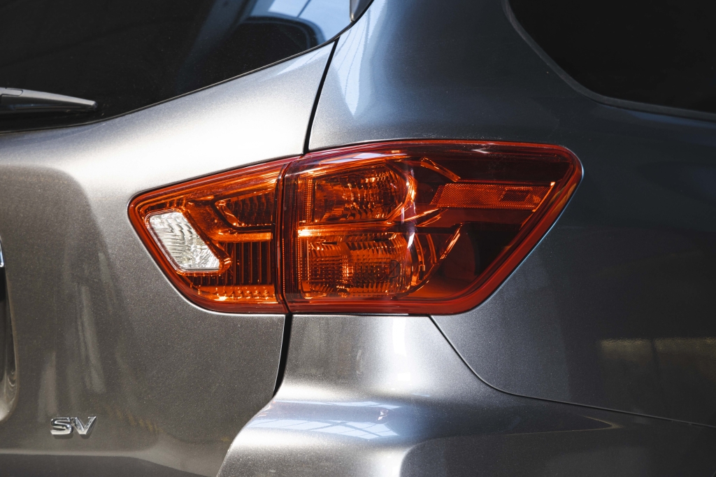 Nissan Pathfinder SV 2019 фото 10