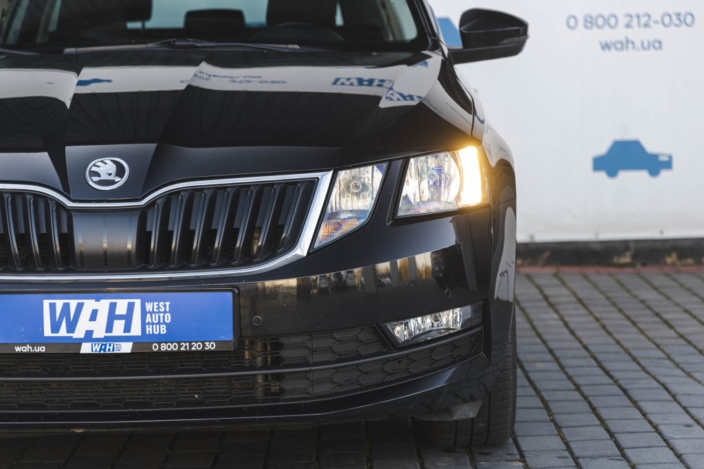 Skoda Octavia 2018 фото 2
