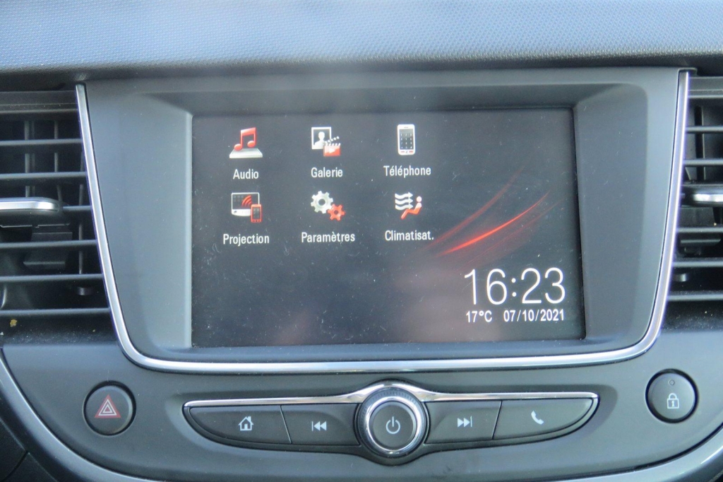 Opel Crossland X 2020 фото 3