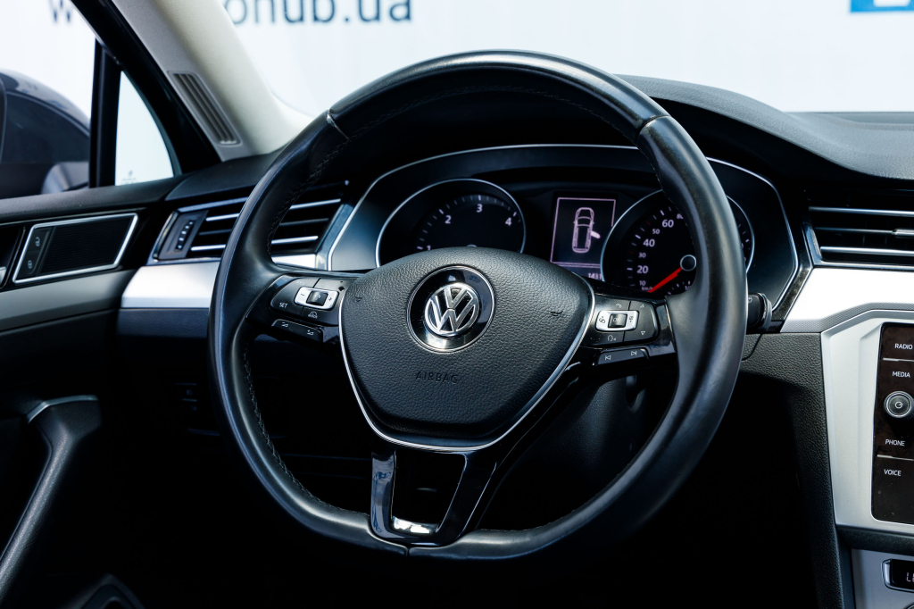 Volkswagen Passat B8 2017 фото 21
