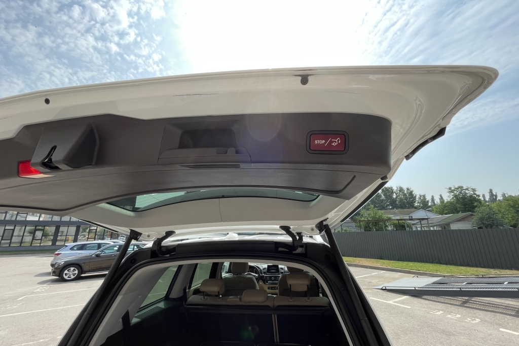 Mercedes-Benz GLS 350 2016 photo 12