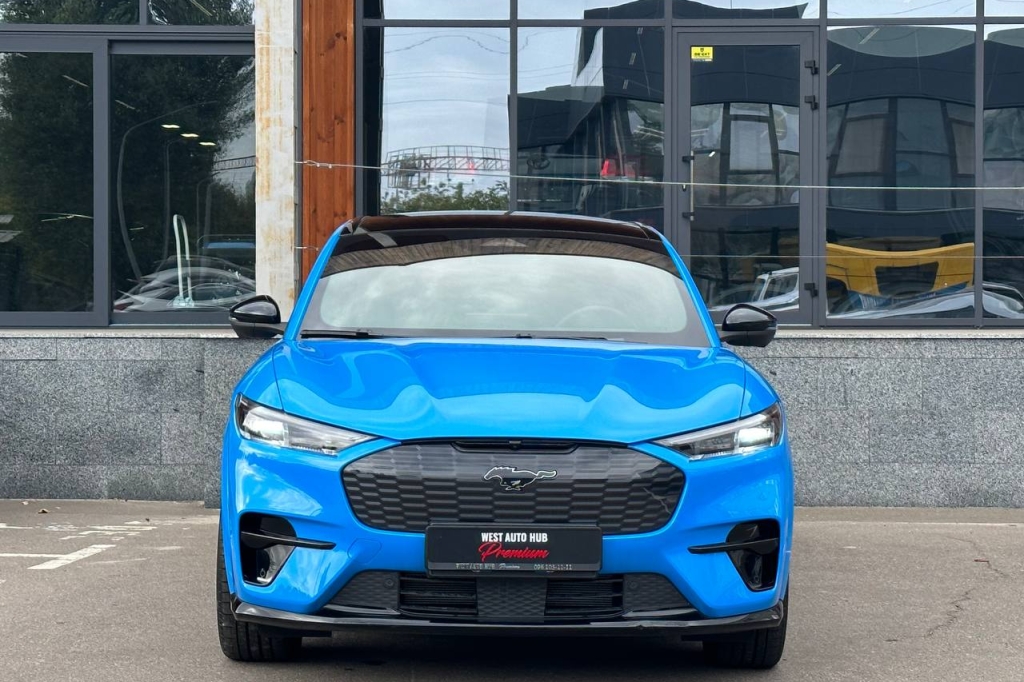 Ford Mustang Mach-E GT 2022 фото 1