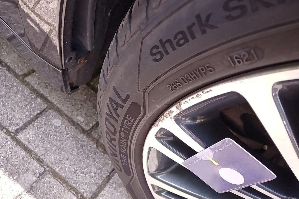 BMW 5 Series 2018 photo 24