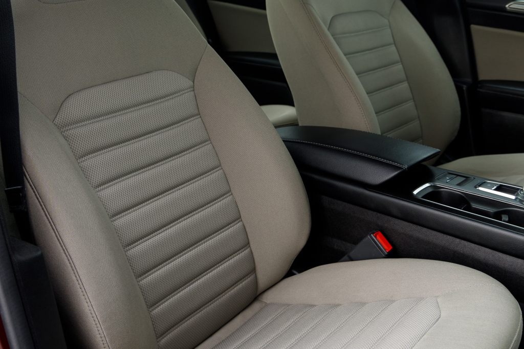 Ford Fusion photo 24