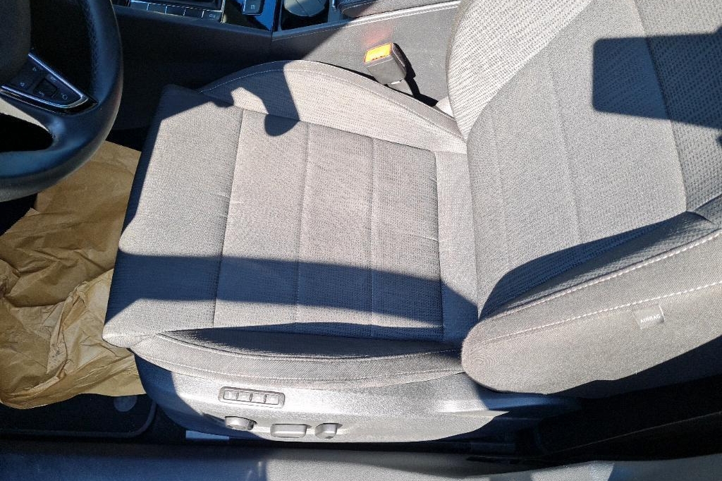 Skoda Superb Combi 2017 фото 18