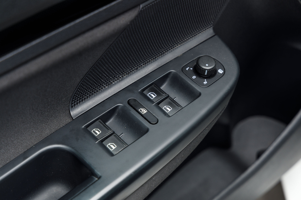 Volkswagen Golf VI 2013 фото 16