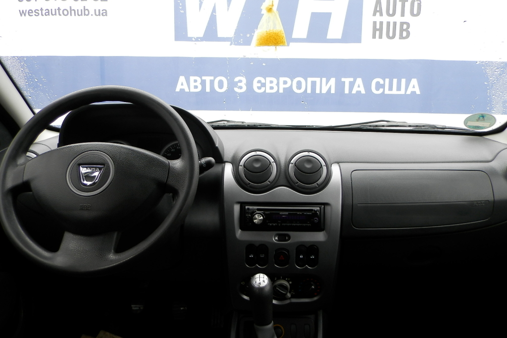Dacia Duster 2011 photo 9