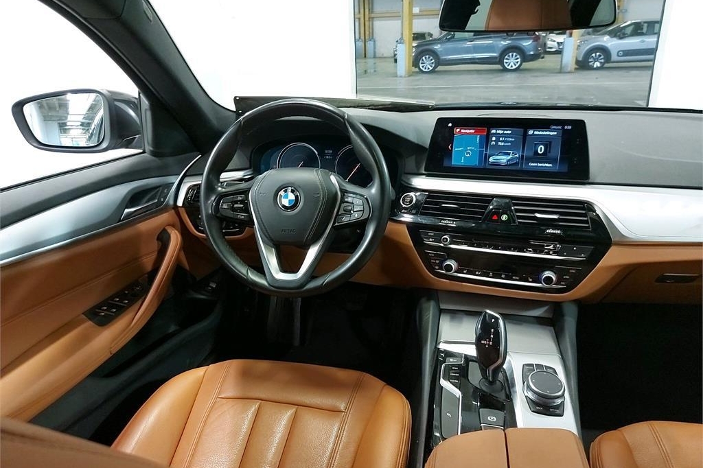 BMW 5er Touring 2018 фото 7