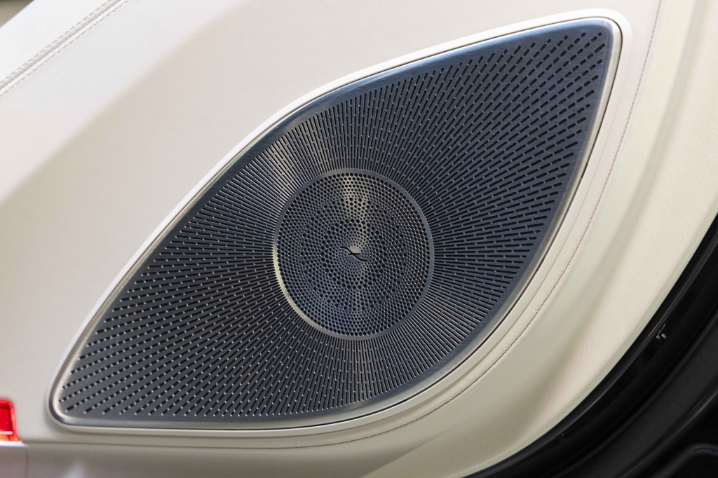 Mercedes-Benz Maybach GLS 600 2022 photo 47