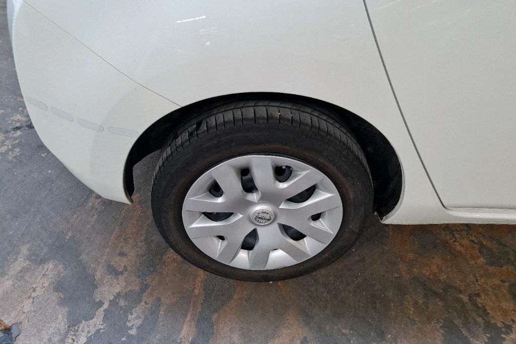 Nissan Leaf 2016 photo 15