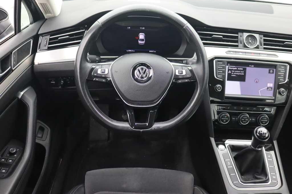 Volkswagen Passat 2016 photo 2
