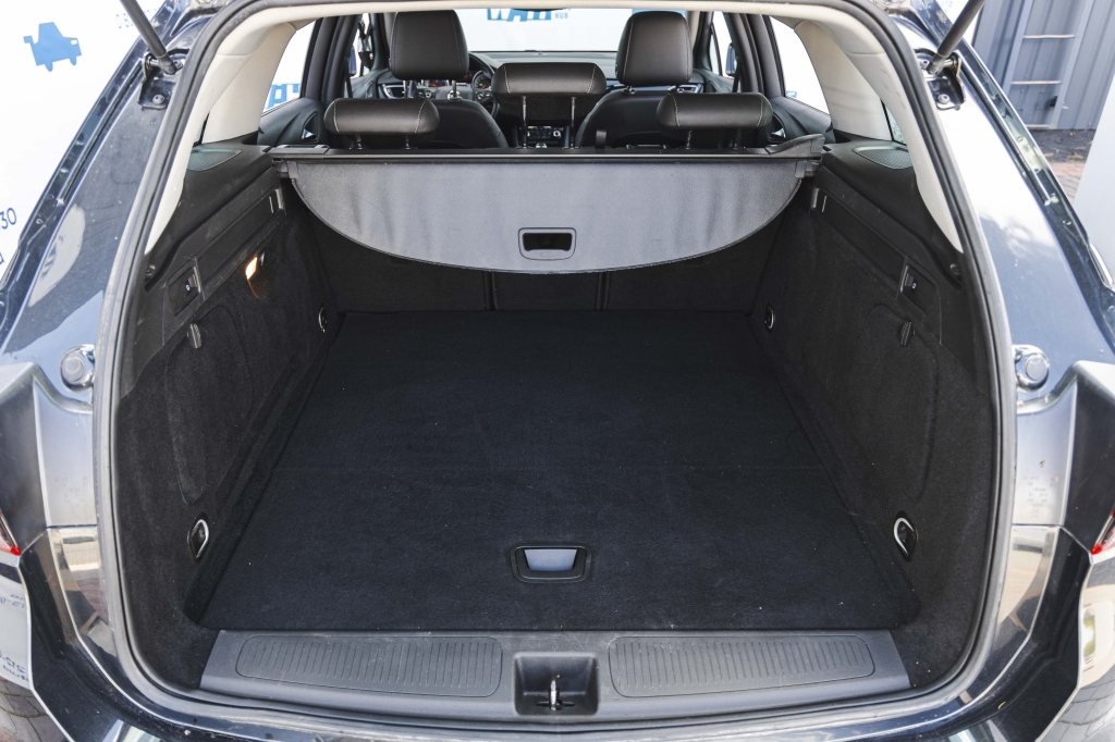 Opel Astra K 2016 фото 34