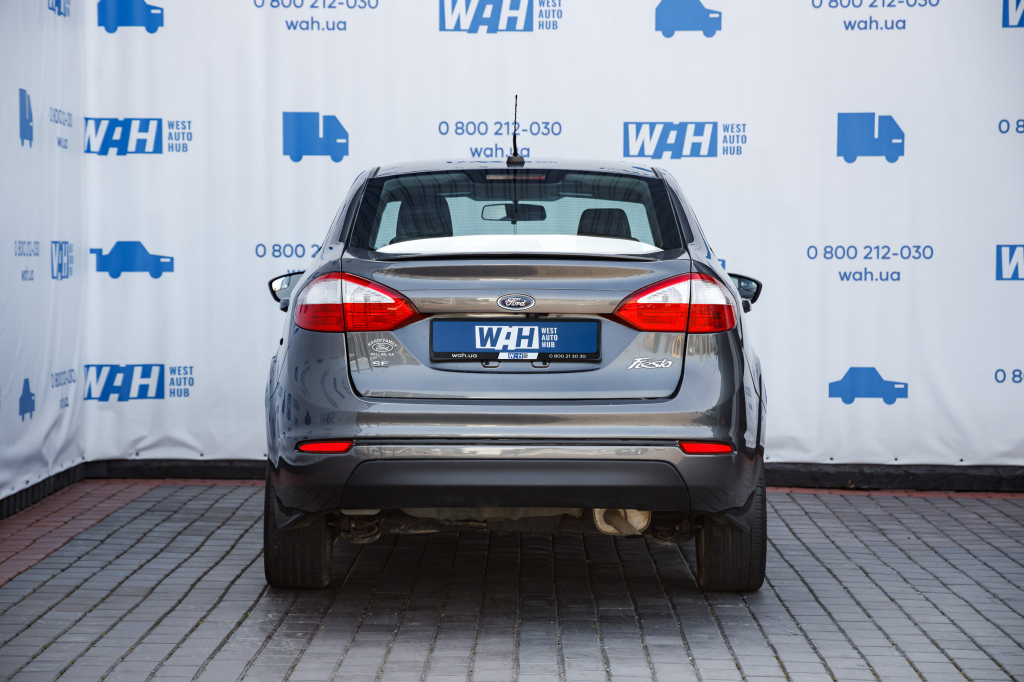 Ford Fiesta SE 2019 photo 3