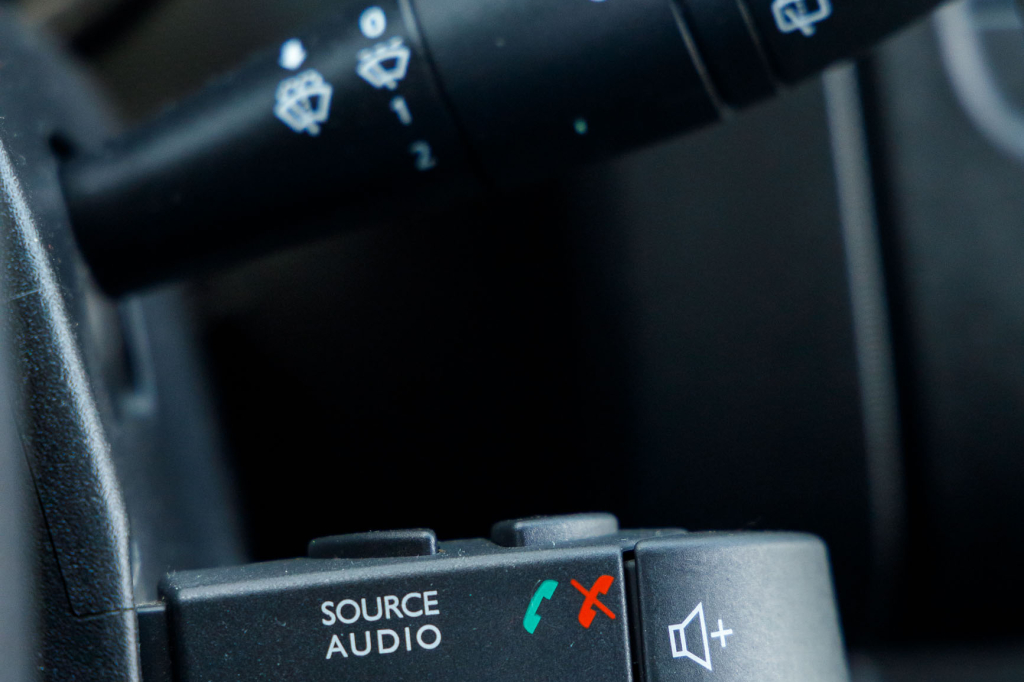 Renault Trafic пасс. 2015 фото 13