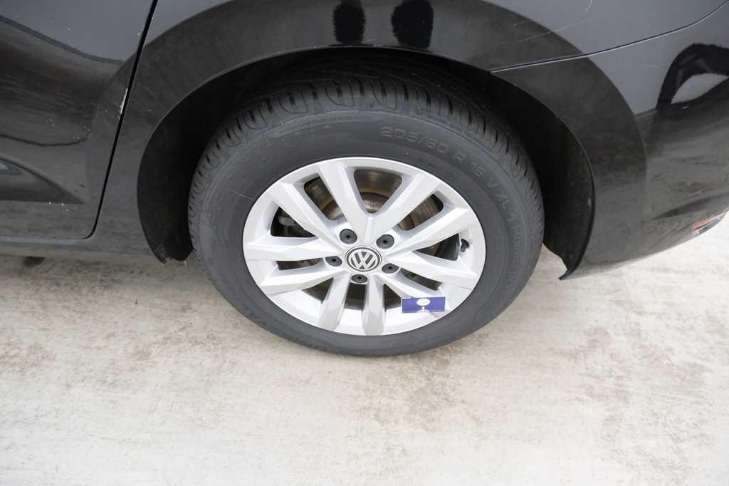 Volkswagen Touran 2017 фото 76