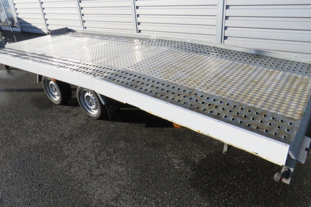 Blyss Anhänger Jupiter 2017 фото 1