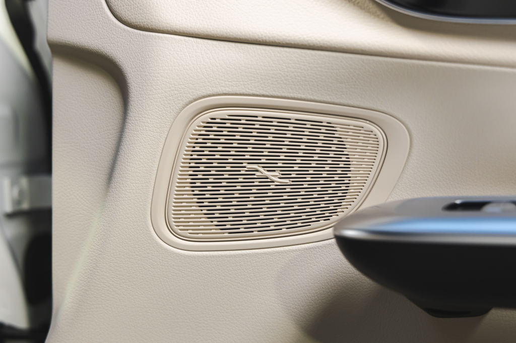 Mercedes-Benz GLC-Class 2023 photo 23