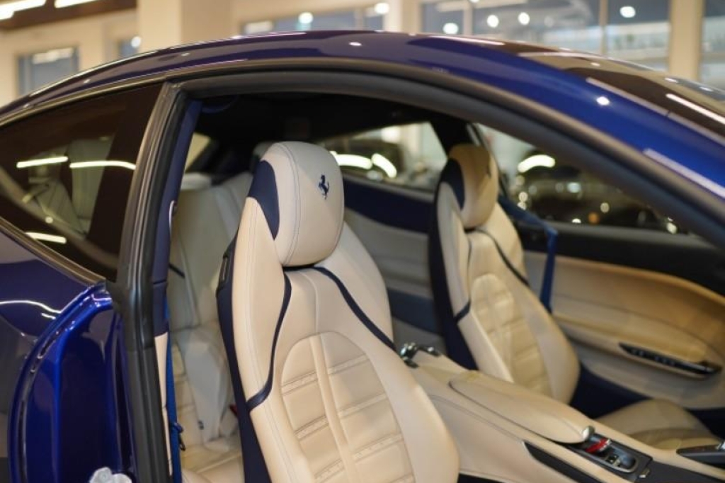 Ferrari GTC4 Lusso 2020 фото 1