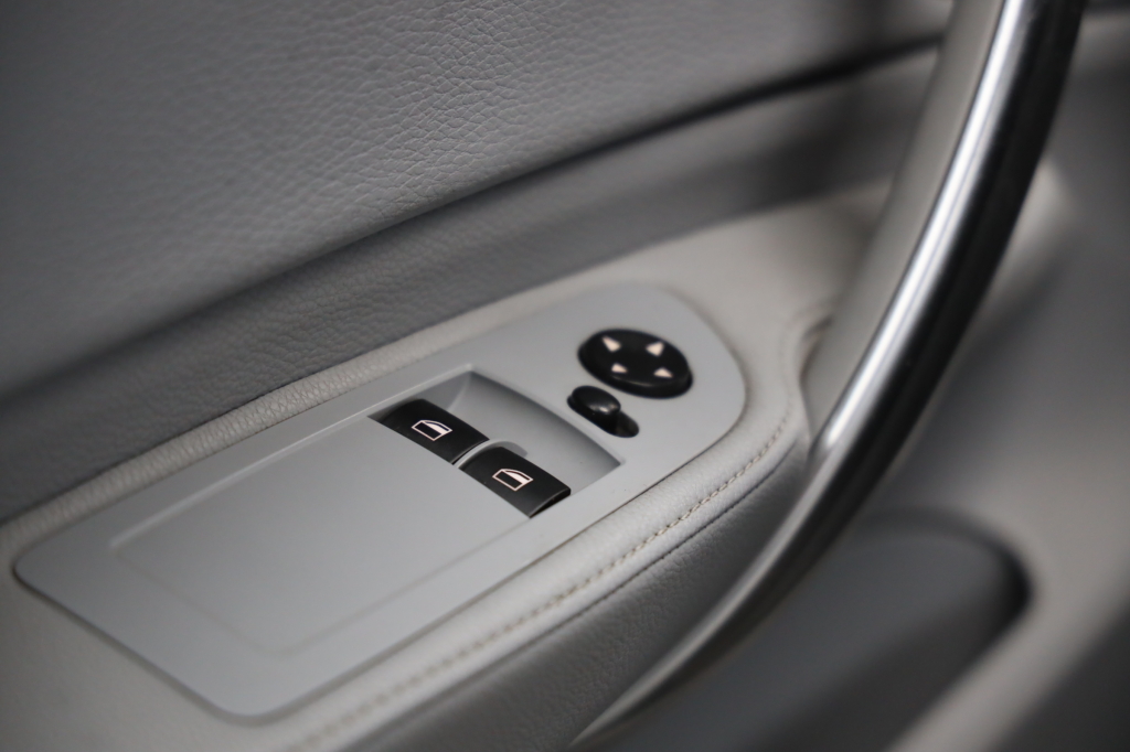 BMW 1 Series 116i 2008 фото 31